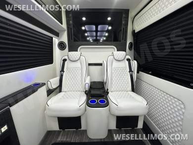 2026 OGV Luxury Coach OGV Luxury Coach V-Cruise 10OB Full Wall Partition Sprinter - Sprinter for Sale in Baton Rouge, LA - Photo 3