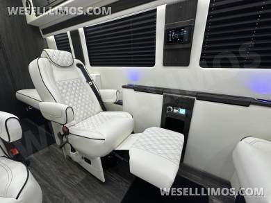 2026 OGV Luxury Coach OGV Luxury Coach V-Cruise 10OB Full Wall Partition Sprinter - Sprinter for Sale in Baton Rouge, LA - Photo 7