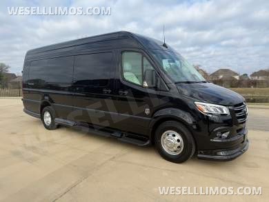2026 OGV Luxury Coach V-Cruise 10OB Full Wall Partition Sprinter for Sale in Baton Rouge, LA