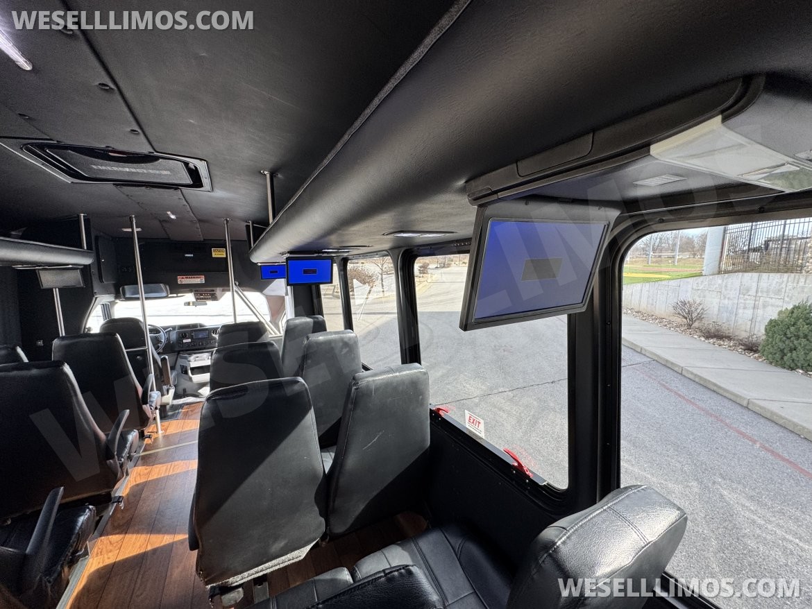Shuttle Bus for Sale in Springfield, MO - Photo 20