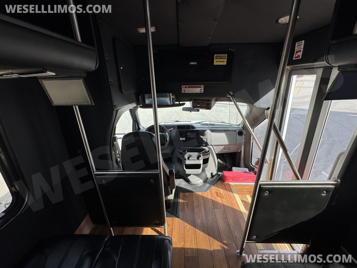 Shuttle Bus for Sale in Springfield, MO - Photo 23