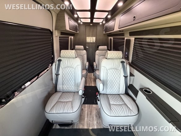 2024 Mercedes-Benz Midwest Automotive Designs Daycruiser D6 Sprinter for Sale in Baton Rouge, LA - Photo 2