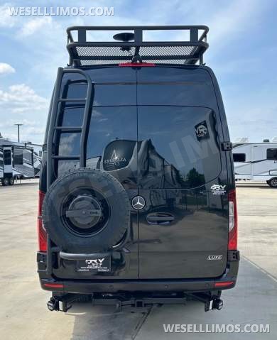 2024 Midwest Automotive Designs Mercedes-Benz Daycruiser D6 Standard 4x4 Sprinter - Sprinter for Sale in Baton Rouge, LA - Photo 20