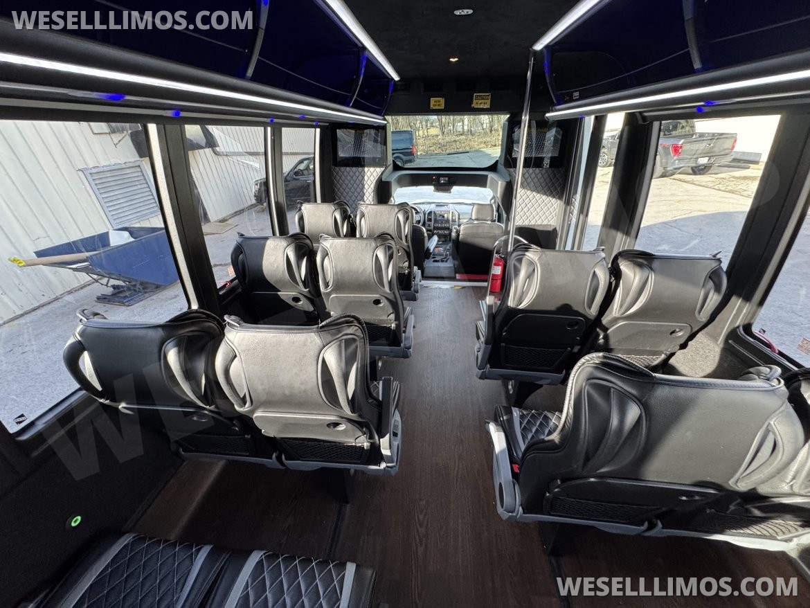 Shuttle Bus for Sale in Springfield, MO - Photo 18