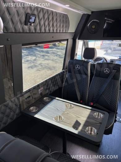 2025 Westwind Coachworks Mercedes-Benz 3500 LWB HI TOP EXT Executive Shuttle - Executive Shuttle for Sale in Sarasota, FL - Photo 5