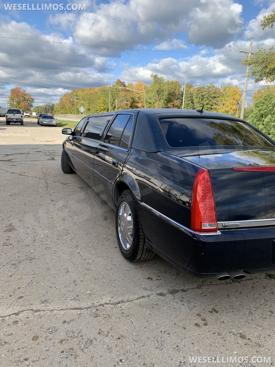 Limousine for Sale in Chesterfield, MI - Photo 2