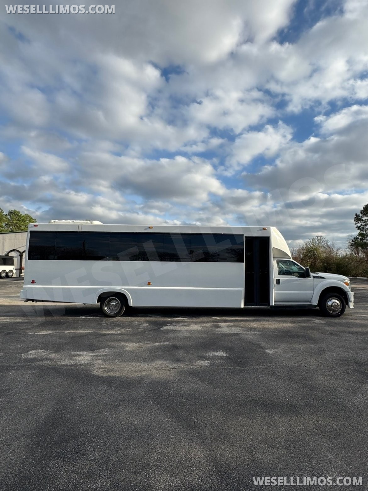 Limo Bus for Sale in Houston, TX - Photo 5