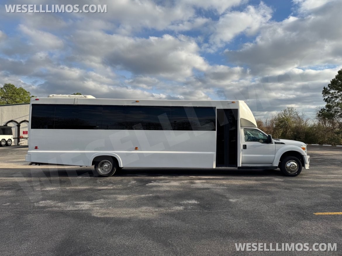 Limo Bus for Sale in Houston, TX - Photo 6