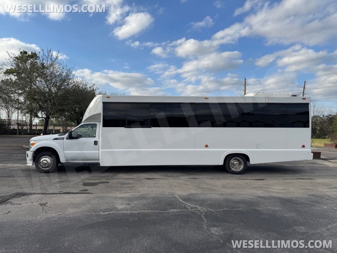 Limo Bus for Sale in Houston, TX - Photo 9