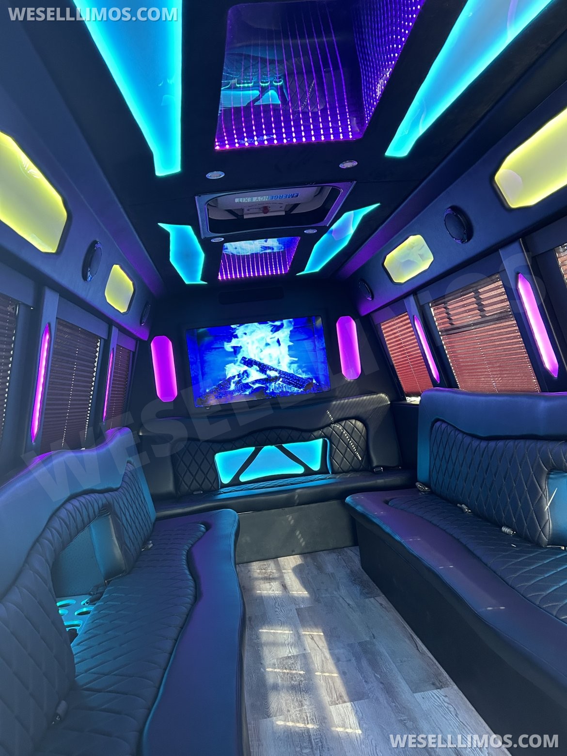 Limo Bus for Sale in corralitos, CA - Photo 2