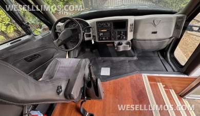 2014 My factory International Executive Shuttle Bus - Shuttle Bus for Sale in Los Angeles, CA - Photo 22