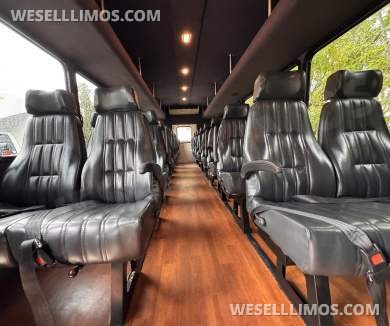 2014 My factory International Executive Shuttle Bus - Shuttle Bus for Sale in Los Angeles, CA - Photo 10