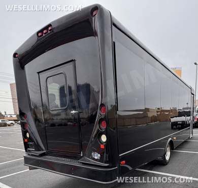2014 My factory International Executive Shuttle Bus - Shuttle Bus for Sale in Los Angeles, CA - Photo 19