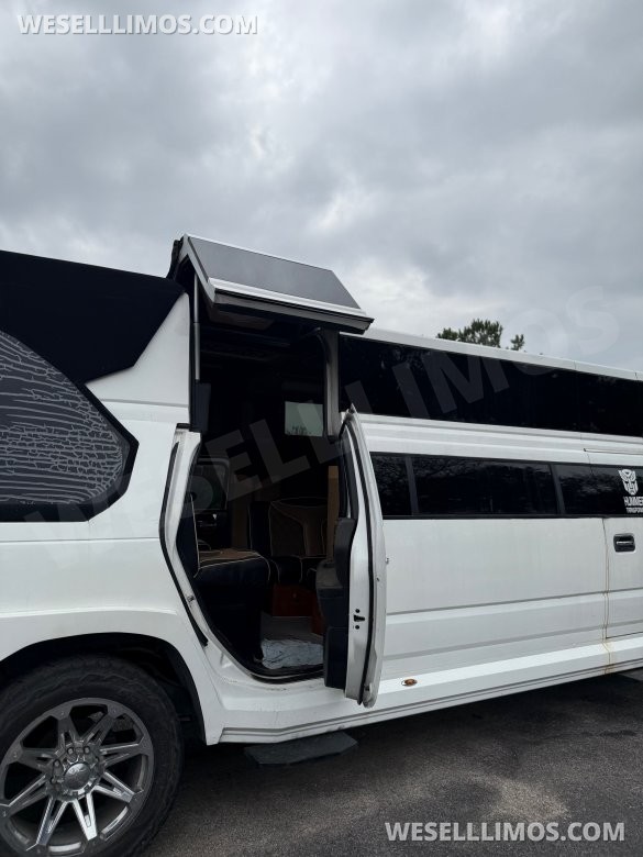 2008 Hummer Transformer Limo Bus for Sale in Houston, TX - Photo 3