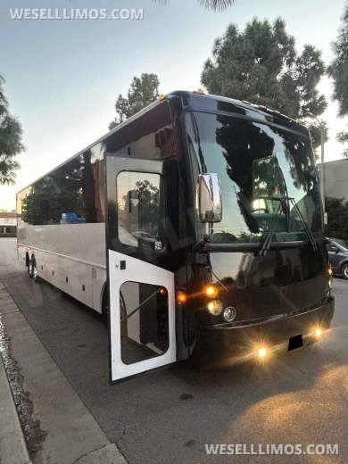 2015 CT Coachworks Freightliner XCR Chassis 45' Limo Bus Motorcoach - Motorcoach for Sale in Anaheim, CA - Photo 15