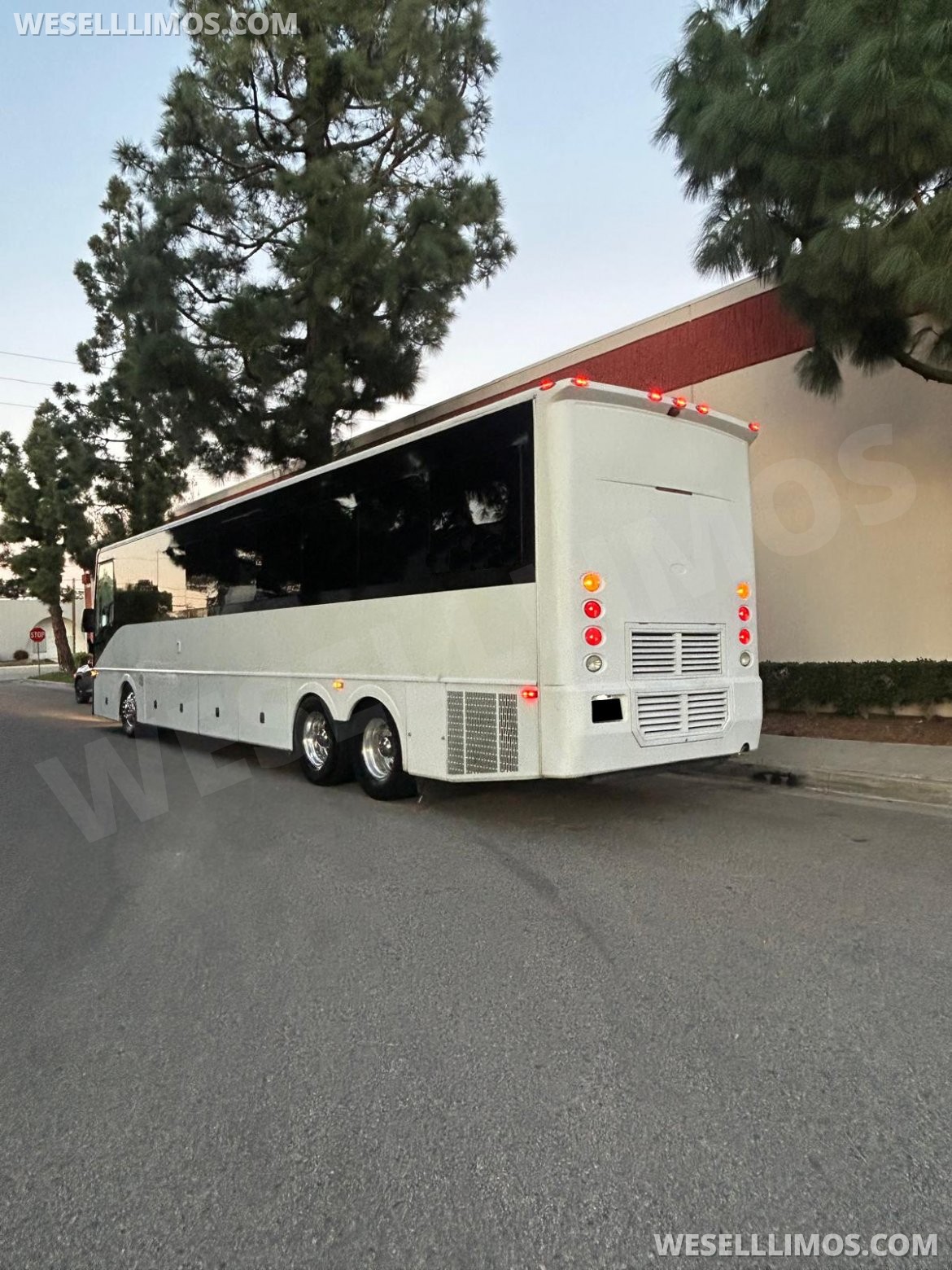 Motorcoach for Sale in Anaheim, CA - Photo 16