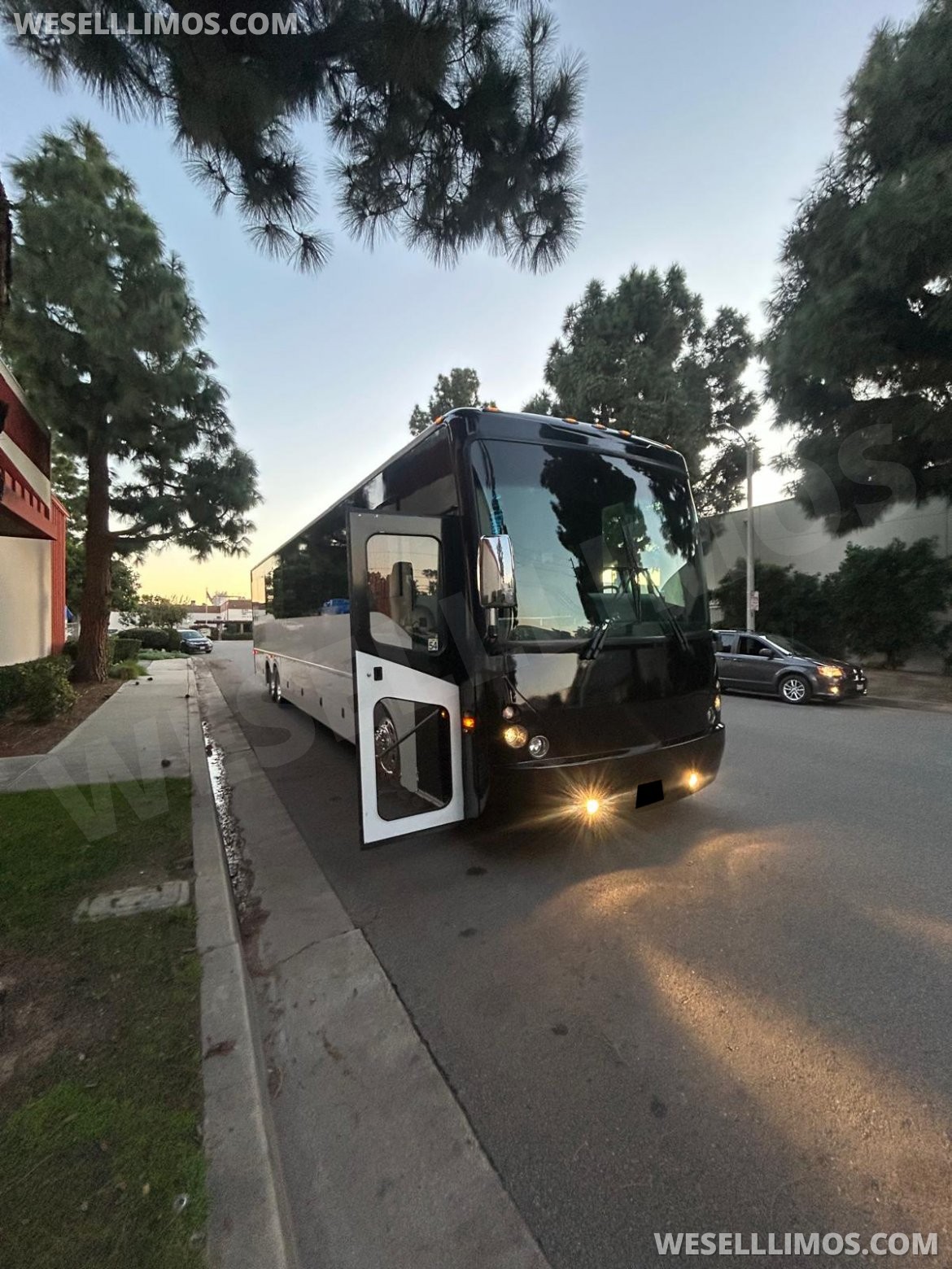 Motorcoach for Sale in Anaheim, CA - Photo 18