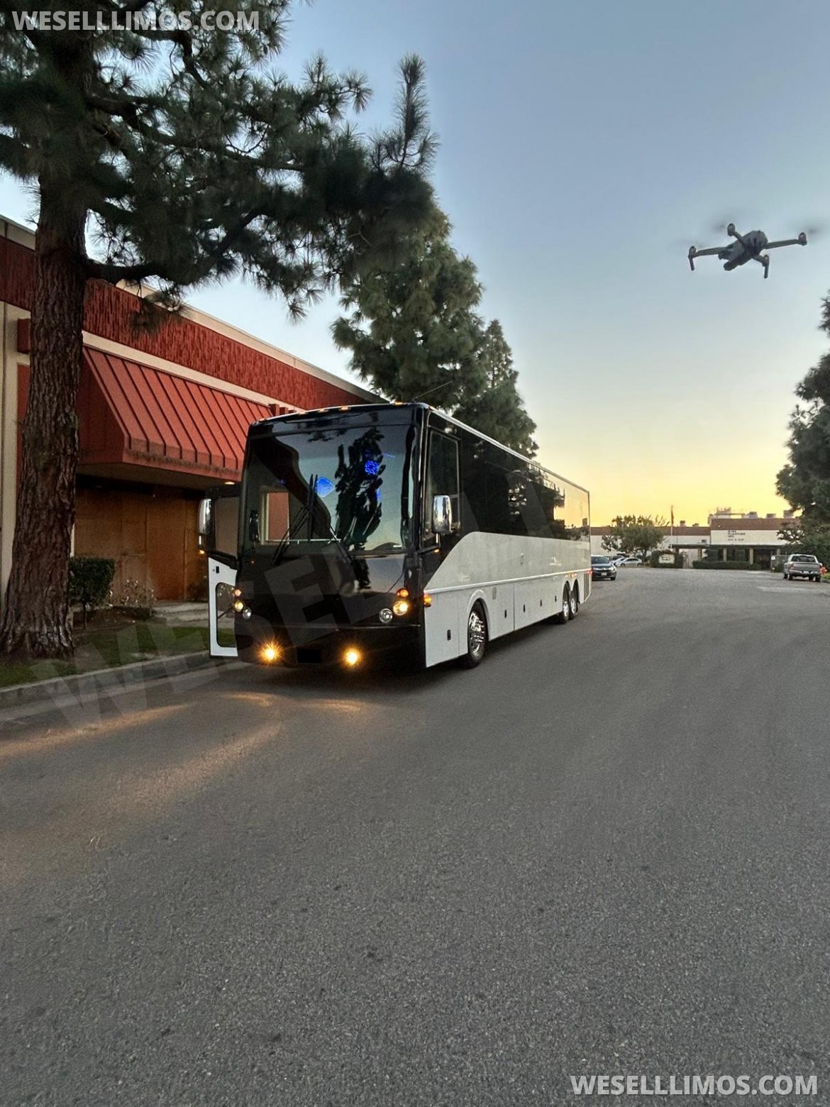 Motorcoach for Sale in Anaheim, CA - Photo 19