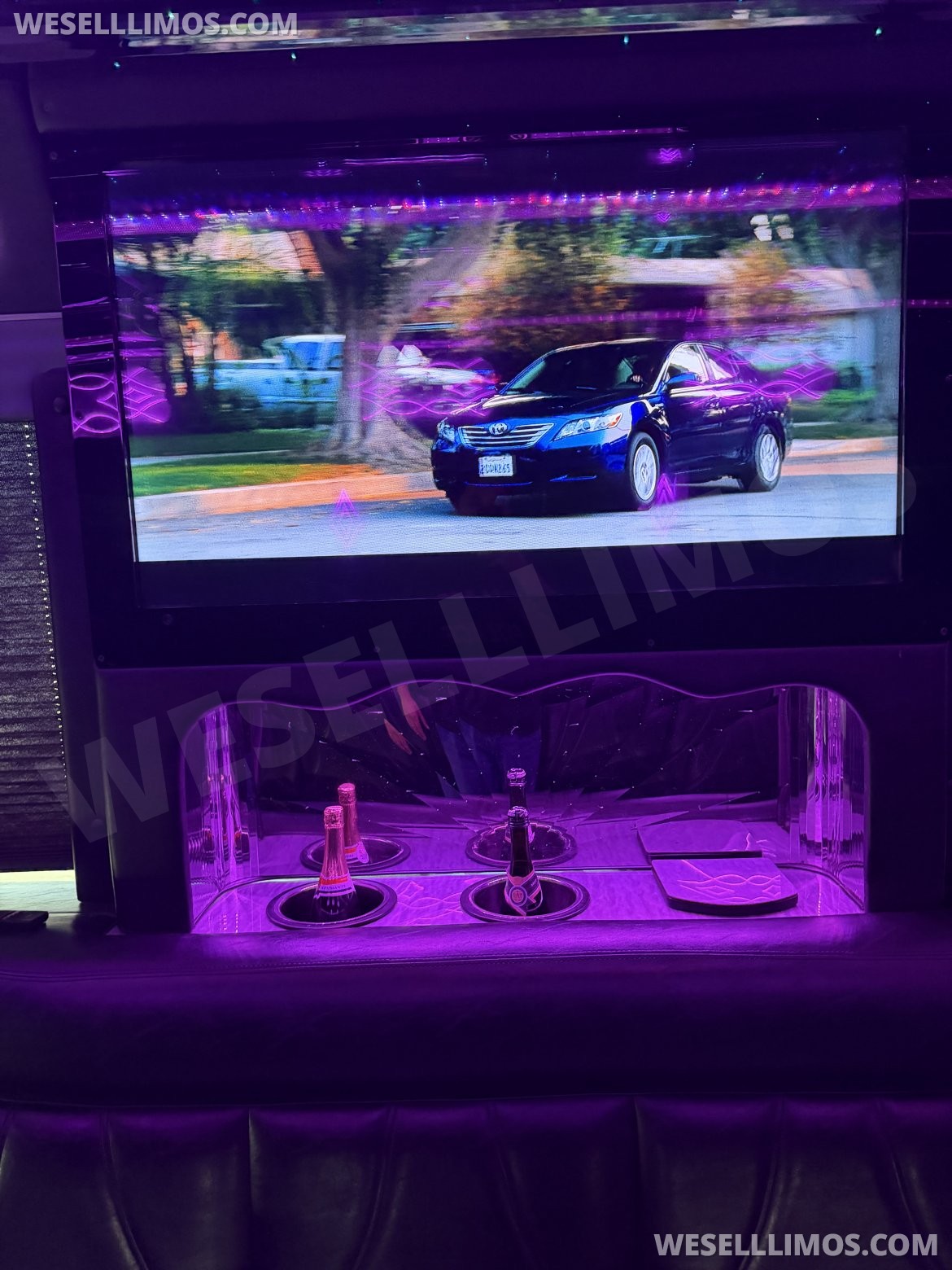 Motorcoach for Sale in Anaheim, CA - Photo 11