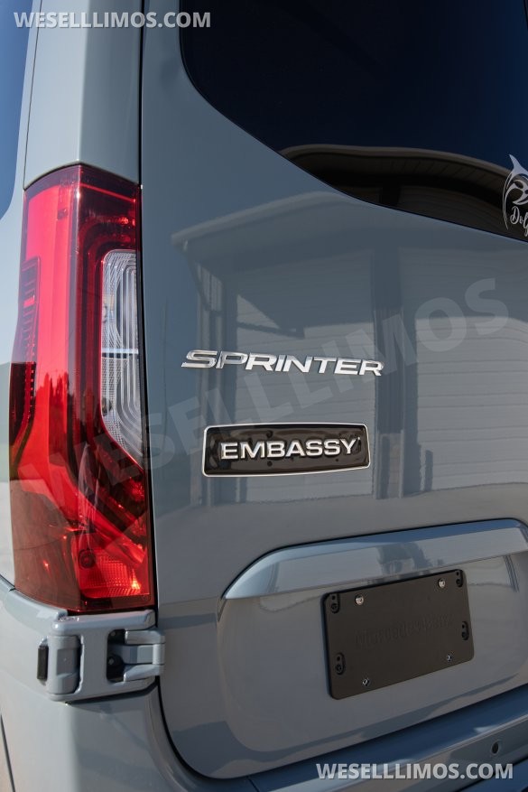 2024 Mercedes-Benz Sprinter Sprinter for Sale in Alvarado, TX - Photo 2