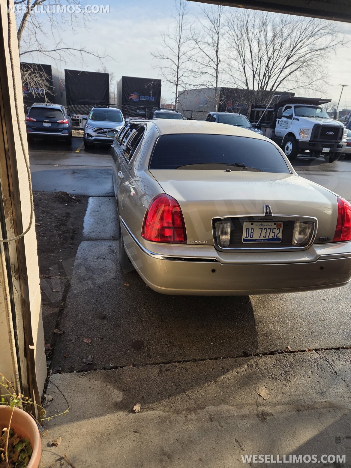 Limousine for Sale in Warren, MI - Photo 6