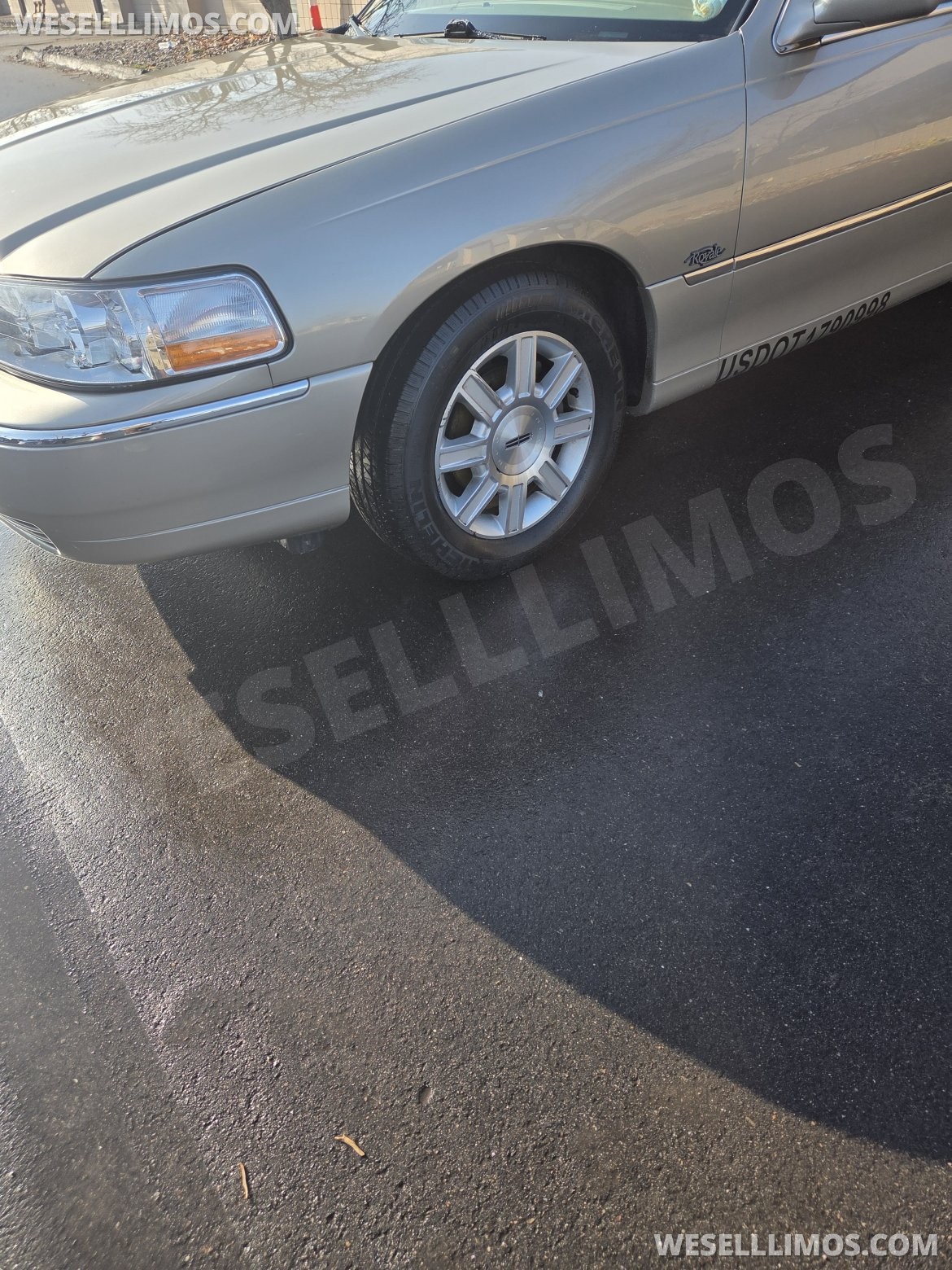Limousine for Sale in Warren, MI - Photo 11