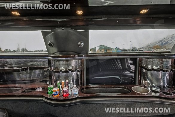 2017 Lincoln Continental Limousine for Sale in Mapleton, UT - Photo 2