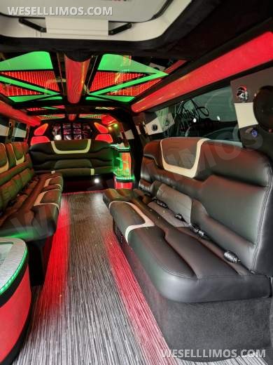 2023 LimosbyMoonlight  Cadillac Escalade SUV Stretch - SUV Stretch for Sale in Sun valley, CA - Photo 11