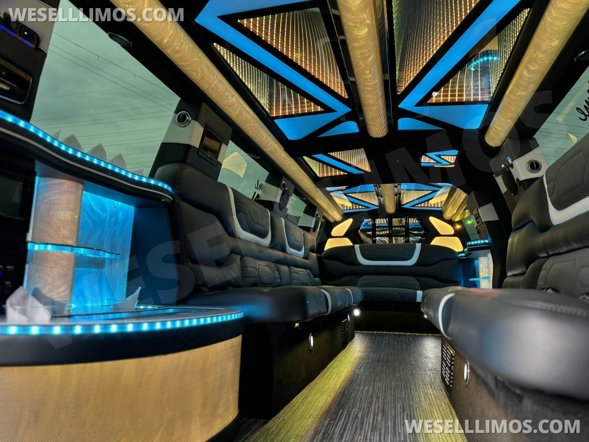 SUV Stretch for Sale in Sun valley, CA - Photo 25