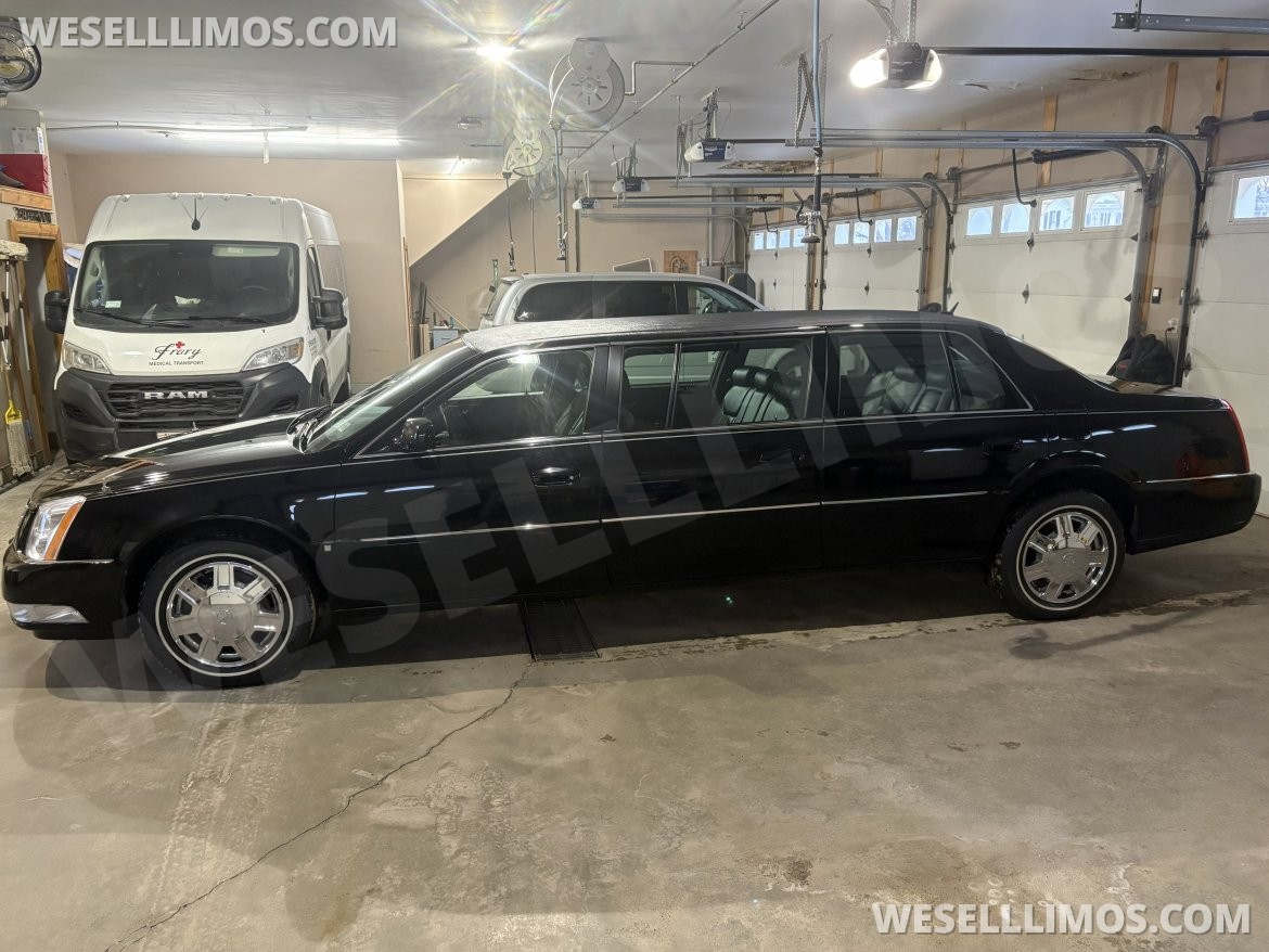 Limousine for Sale in Ogdensburg, NY - Photo 2