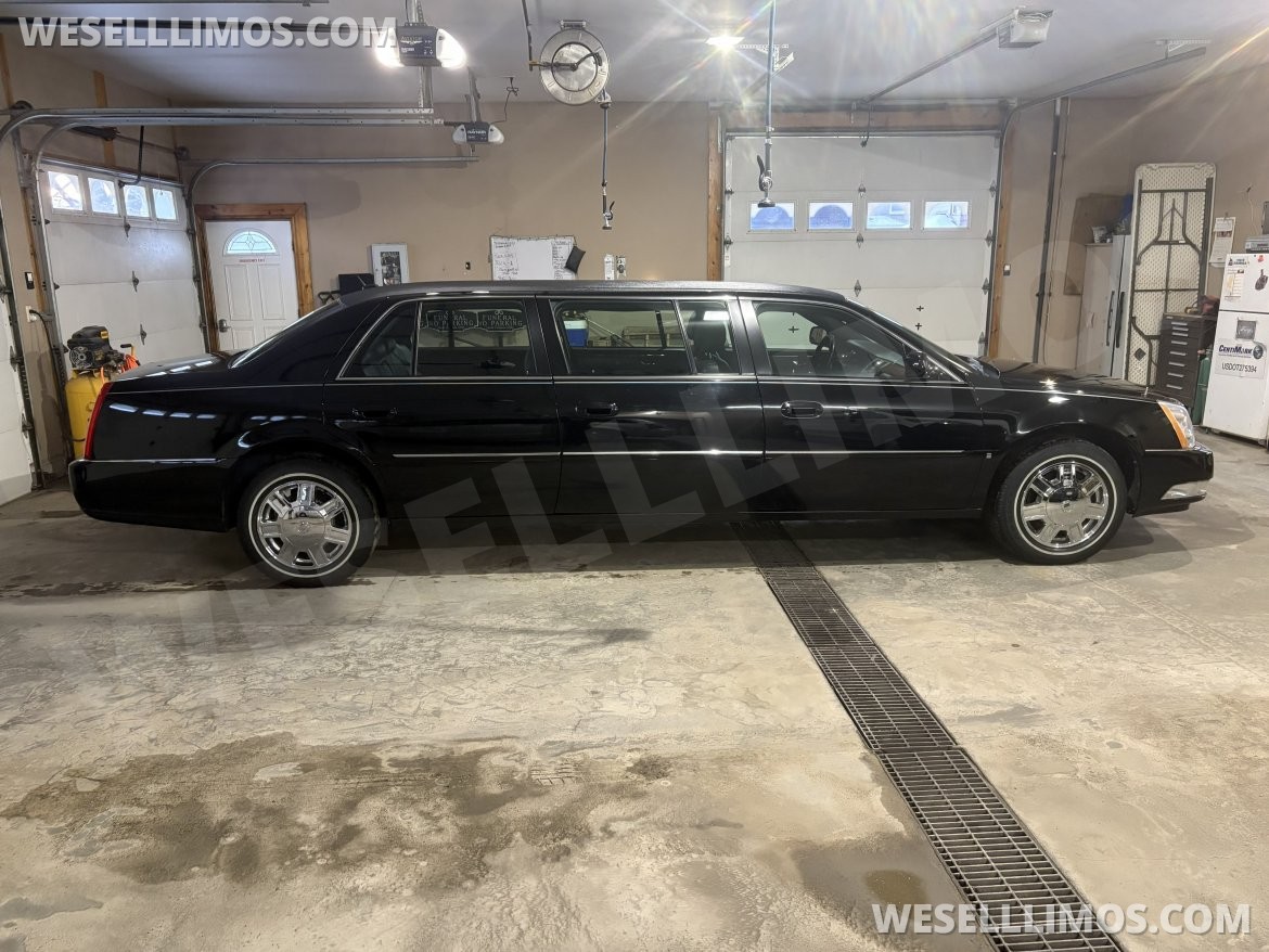 Limousine for Sale in Ogdensburg, NY - Photo 6