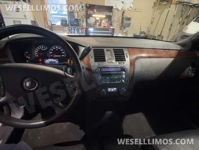 2007 Eureka Cadillac DTS Limousine - Limousine for Sale in Ogdensburg, NY - Photo 9