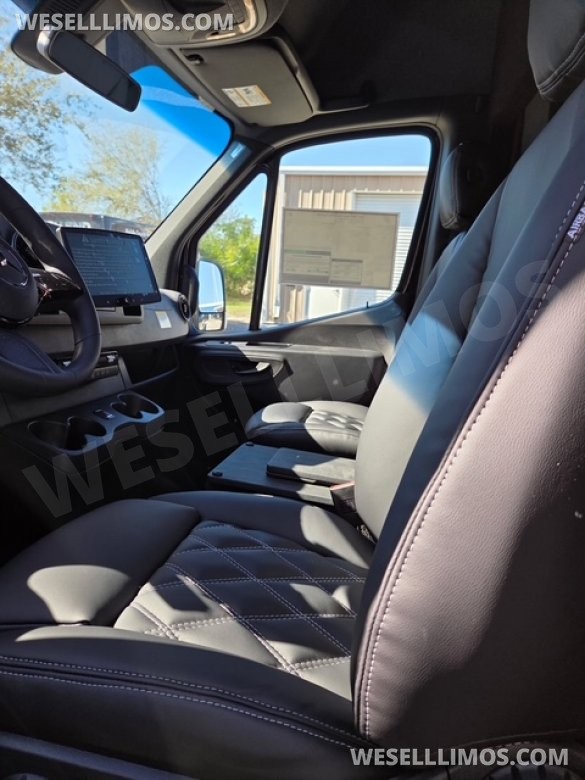 2025 Mercedes-Benz 3500 LWB HI TOP EXT Sprinter for Sale in Sarasota, FL - Photo 2