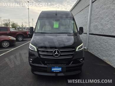 2026 Midwest Automotive Designs Mercedes-Benz Luxe Cruiser Luxury Sprinter - Sprinter for Sale in Troy, OH - Photo 13