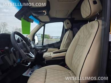 2026 Midwest Automotive Designs Mercedes-Benz Luxe Cruiser Luxury Sprinter - Sprinter for Sale in Troy, OH - Photo 17
