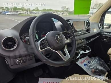 2026 Midwest Automotive Designs Mercedes-Benz Luxe Cruiser Luxury Sprinter - Sprinter for Sale in Troy, OH - Photo 18