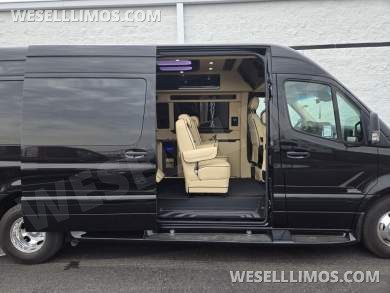 2026 Midwest Automotive Designs Mercedes-Benz Luxe Cruiser Luxury Sprinter - Sprinter for Sale in Troy, OH - Photo 32