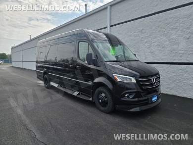2026 Mercedes-Benz Luxury Sprinter Midwest Executive Luxe Cruiser 10 Passenger - Sprinter for Sale in Troy, OH - Photo 4