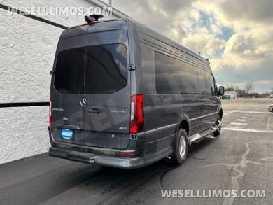 2026 Midwest Automotive Designs Mercedes-Benz Discovery Escape Sprinter - Sprinter for Sale in Troy, OH - Photo 10