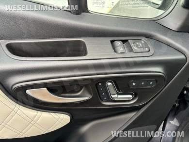 2026 Midwest Automotive Designs Mercedes-Benz Discovery Escape Sprinter - Sprinter for Sale in Troy, OH - Photo 21