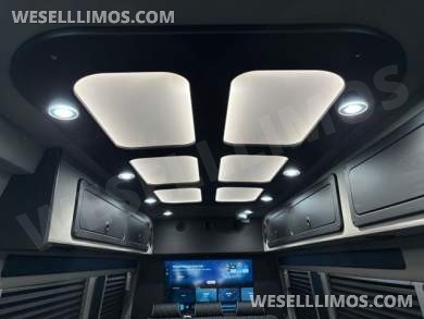 2026 Mercedes-Benz Discovery Touring Luxury Sprinter - Sprinter for Sale in Troy, OH - Photo 11