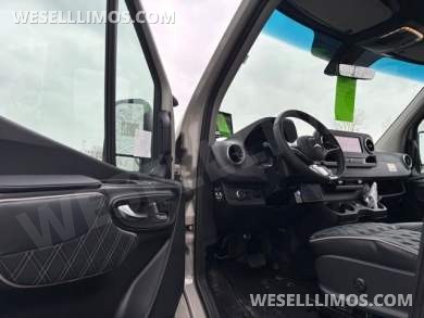 2026 Mercedes-Benz Discovery Touring Luxury Sprinter - Sprinter for Sale in Troy, OH - Photo 48