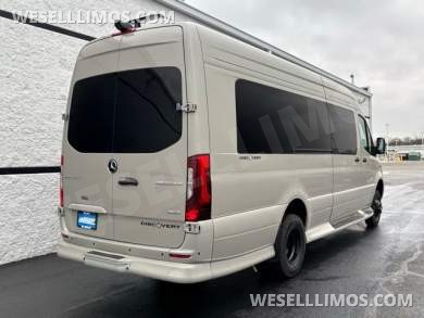 2026 Mercedes-Benz Discovery Touring Luxury Sprinter - Sprinter for Sale in Troy, OH - Photo 9