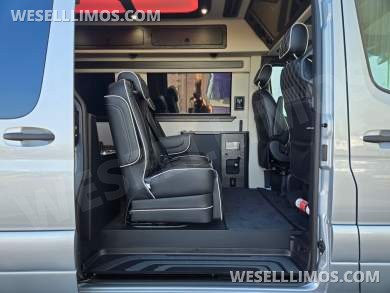 2026 Mercedes-Benz Discovery Adventure 8-Passenger Luxury Sprinter - Sprinter for Sale in Troy, OH - Photo 7