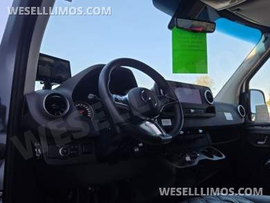 2026 Mercedes-Benz Discovery Adventure 8-Passenger Luxury Sprinter - Sprinter for Sale in Troy, OH - Photo 20