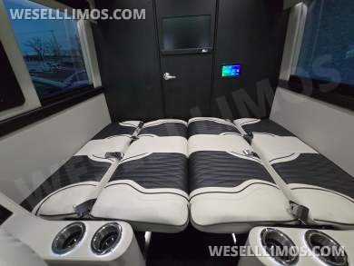 2026 Mercedes-Benz Discovery Cross Country Luxury Sprinter - Sprinter for Sale in Troy, OH - Photo 18