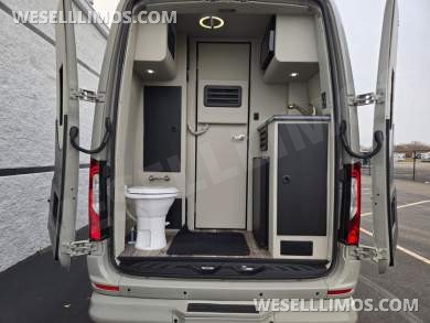 2026 Mercedes-Benz Discovery Cross Country Luxury Sprinter - Sprinter for Sale in Troy, OH - Photo 13