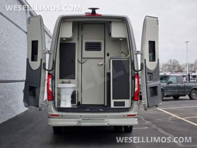 2026 Mercedes-Benz Discovery Cross Country Luxury Sprinter - Sprinter for Sale in Troy, OH - Photo 6
