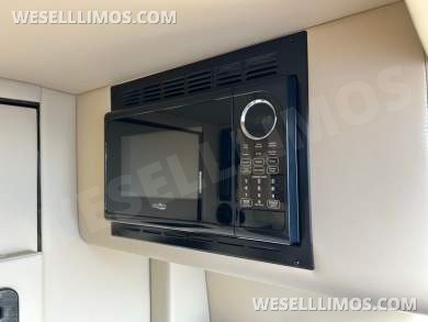 2021 Mercedes-Benz Midwest Automotive Luxe Cruiser 10-Passenger Luxury Sprinter - Sprinter for Sale in Troy, OH - Photo 14