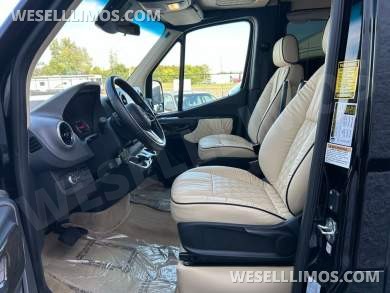 2021 Mercedes-Benz Midwest Automotive Luxe Cruiser 10-Passenger Luxury Sprinter - Sprinter for Sale in Troy, OH - Photo 21